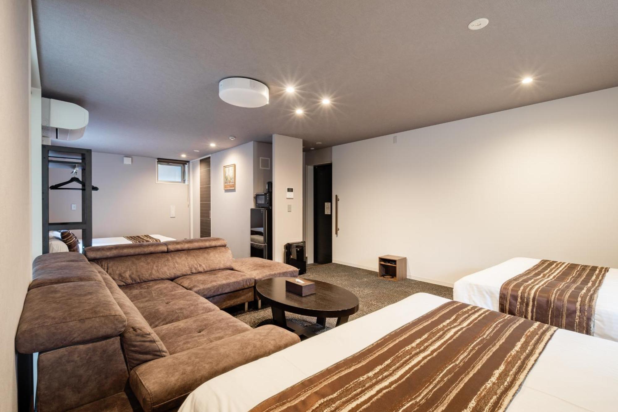 Grand Base Moji Nagomi Aparthotel Kitakyushu Bagian luar foto