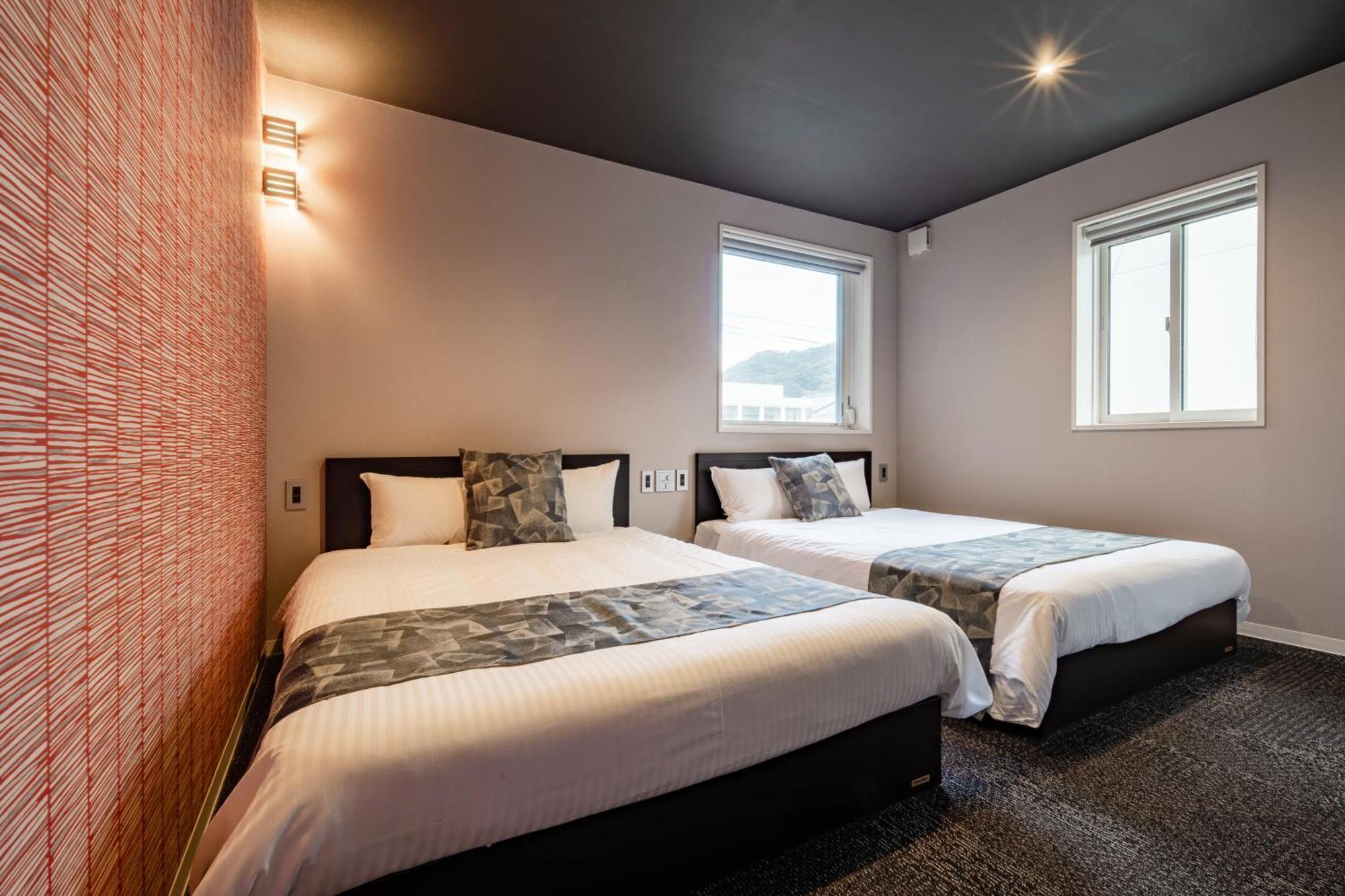 Grand Base Moji Nagomi Aparthotel Kitakyushu Bagian luar foto